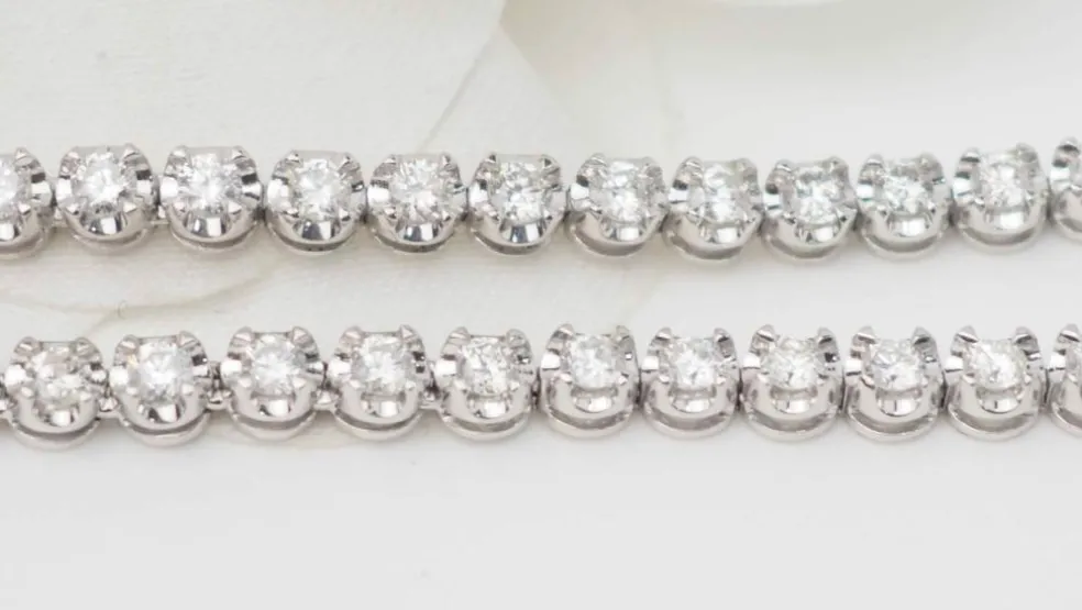 Collier rivière en or blanc et diamants