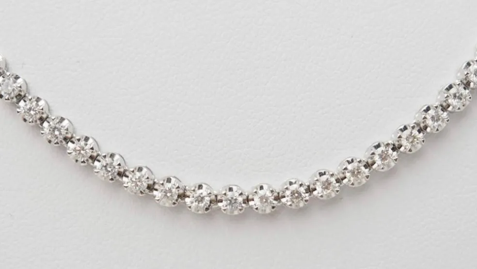 Collier rivière en or blanc et diamants