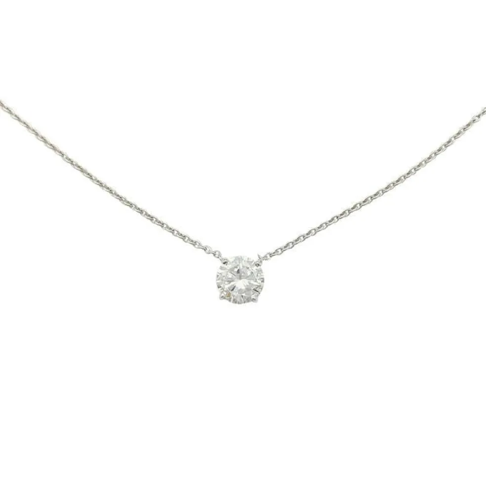 Collier solitaire diamant.