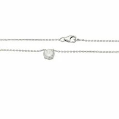 Collier solitaire diamant.