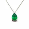 Collier solitaire en or blanc, émeraude