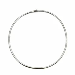 Collier souple à maille oméga