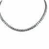 Collier tennis taille émeraude serti clos en or blanc