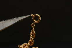 Collier torsadé en or
