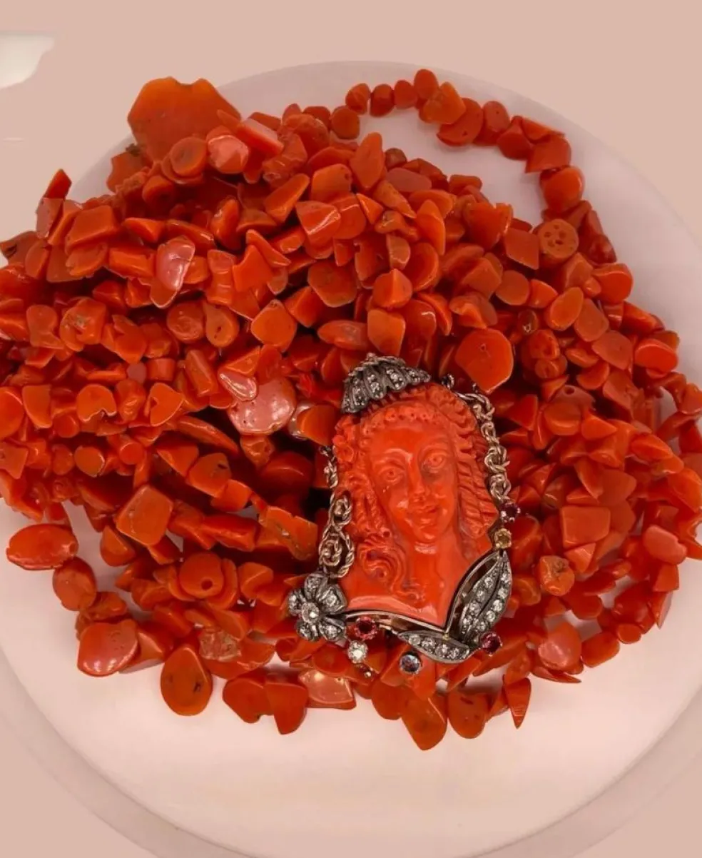 Collier victorien multi-rangs en corail Sciacca