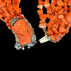Collier victorien multi-rangs en corail Sciacca