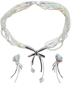 Collier vintage diamants et perles