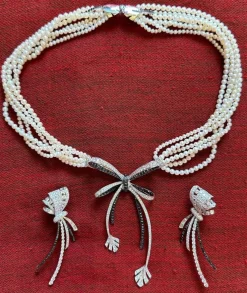 Collier vintage diamants et perles