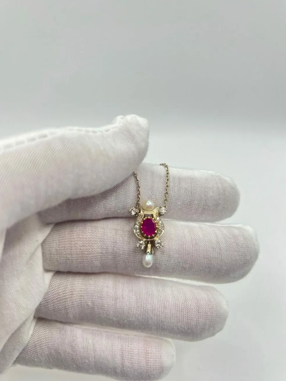 Collier vintage or perle et rubis