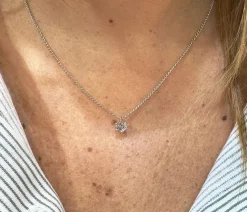 Collier vintage solitaire en diamant serti 6 griffes