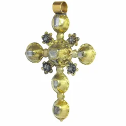 Croix de diamant d'or