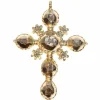 Croix en or, diamants