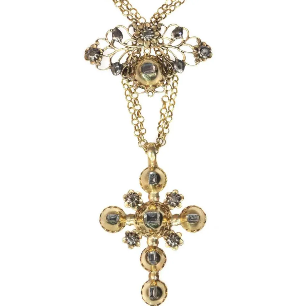 Croix en or et diamants