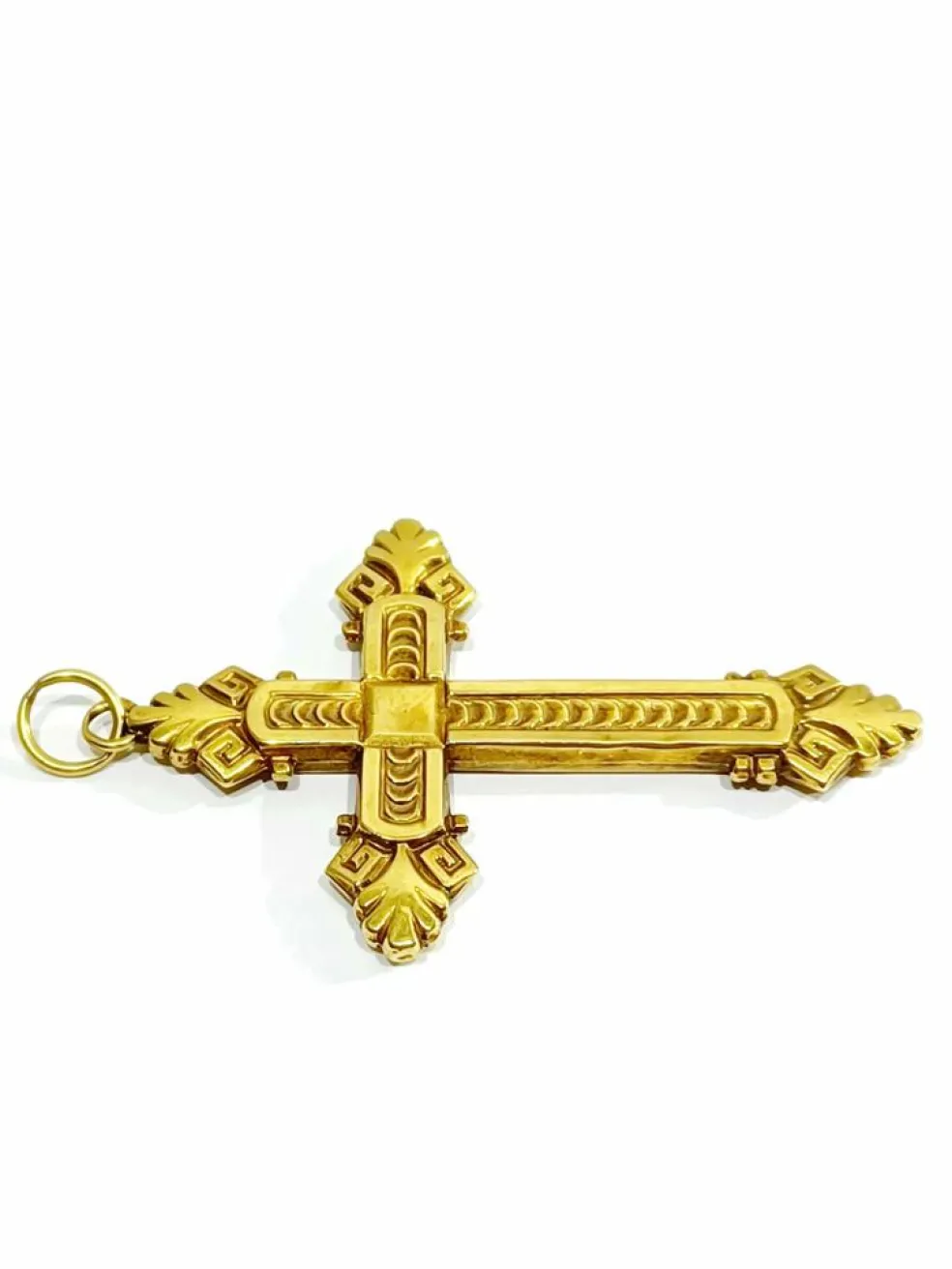 Croix en or jaune