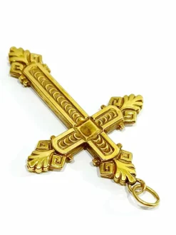 Croix en or jaune