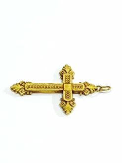 Croix en or jaune