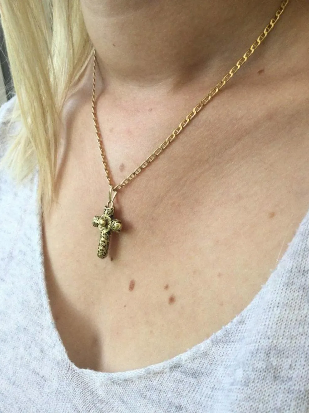 Croix Filigranée Or Jaune