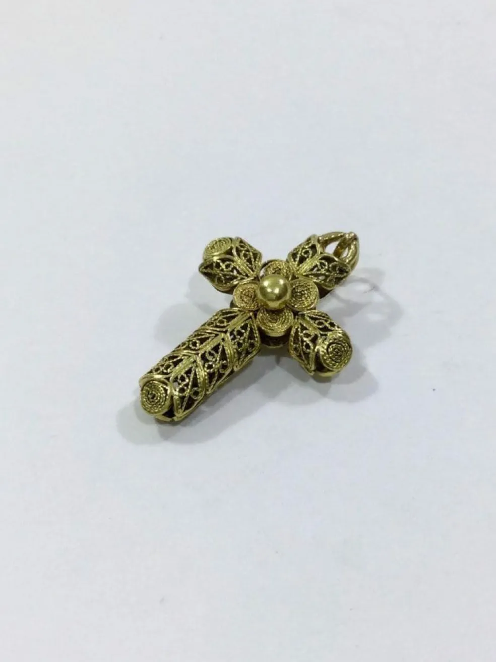 Croix Filigranée Or Jaune