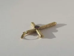 Croix pendentif ancien régional grenat or rose