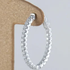Créoles en or blanc et diamants