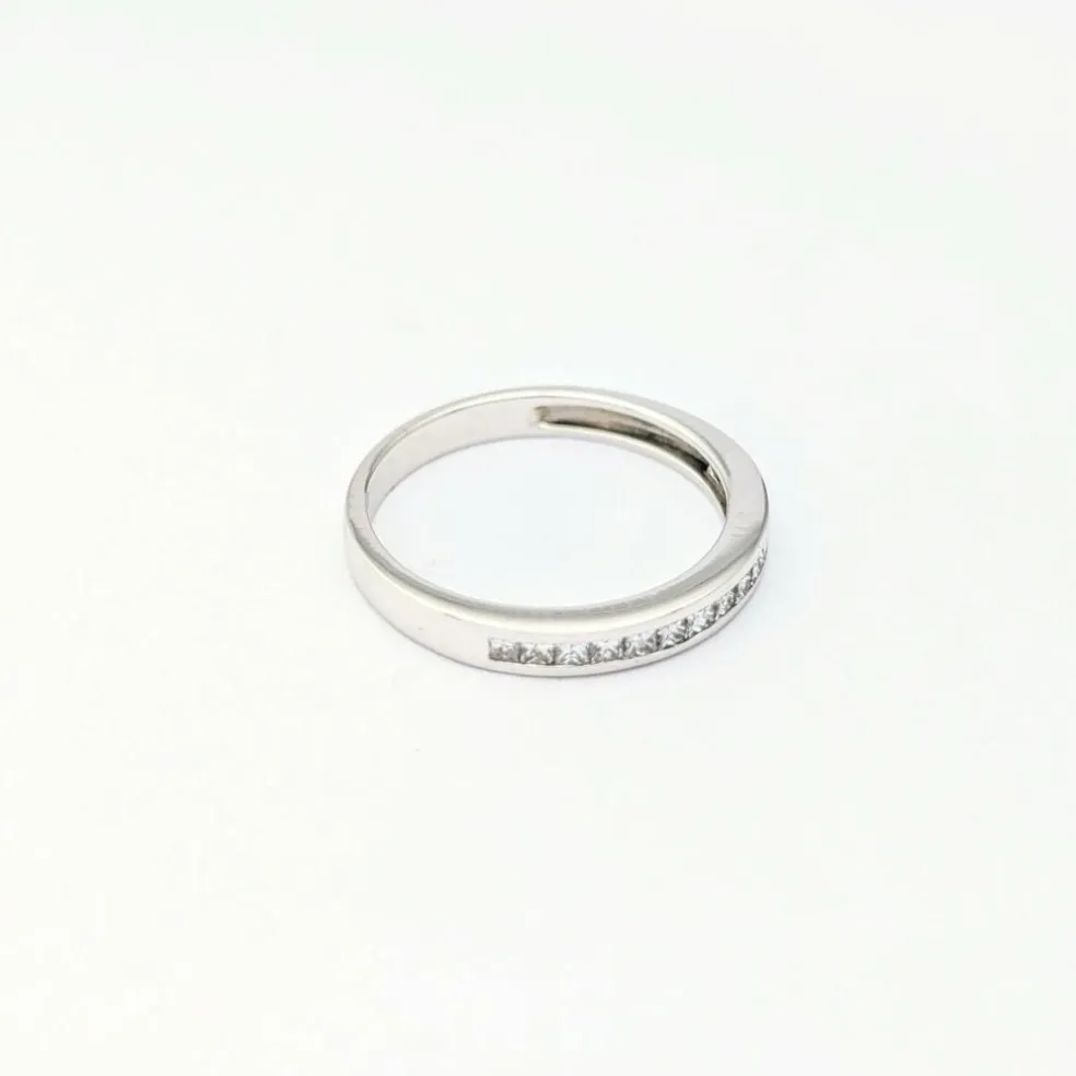 Demi - alliance or blanc et diamants