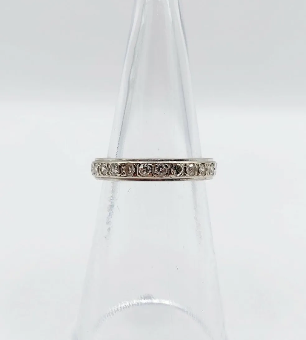 Demi alliance américaine Art Déco or blanc et 0,78 carat diamants