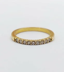 Demi alliance Art Déco or jaune ornée de 9 diamants