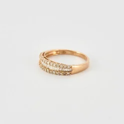 Demi alliance en or rose et diamants