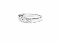 Demi alliance or blanc 7 Diamants