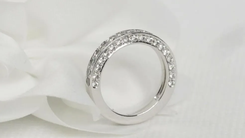 Demi alliance or blanc diamants 1ct