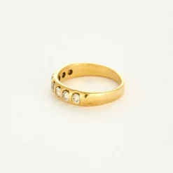 Demi alliance or jaune et diamants
