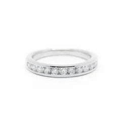 Demi alliance platine diamants