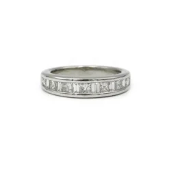 Demi alliance platine diamants