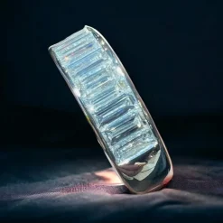 Demi-alliance 13 diamants taille baguette or blanc