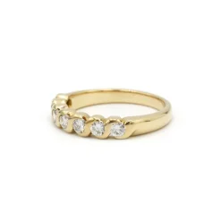 Demi-Alliance - Or jaune et diamants