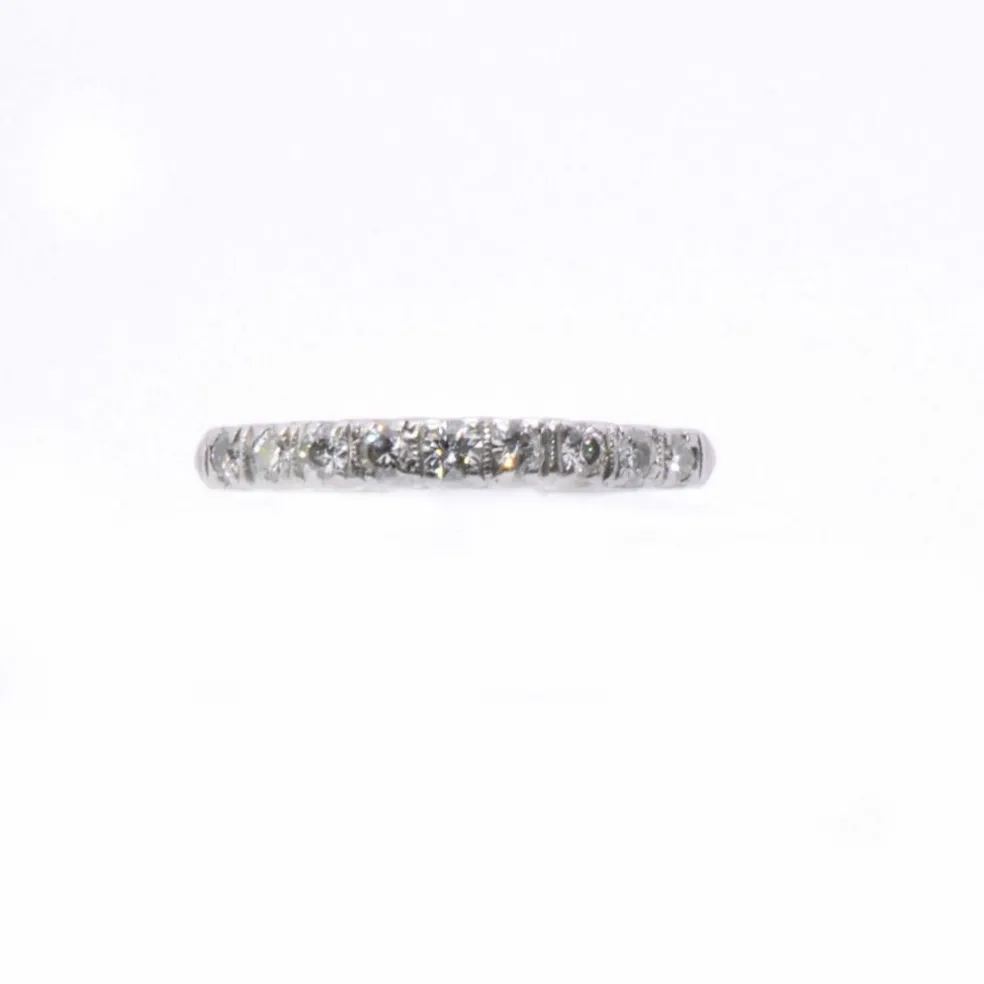Demi-alliance américaine platine et diamants