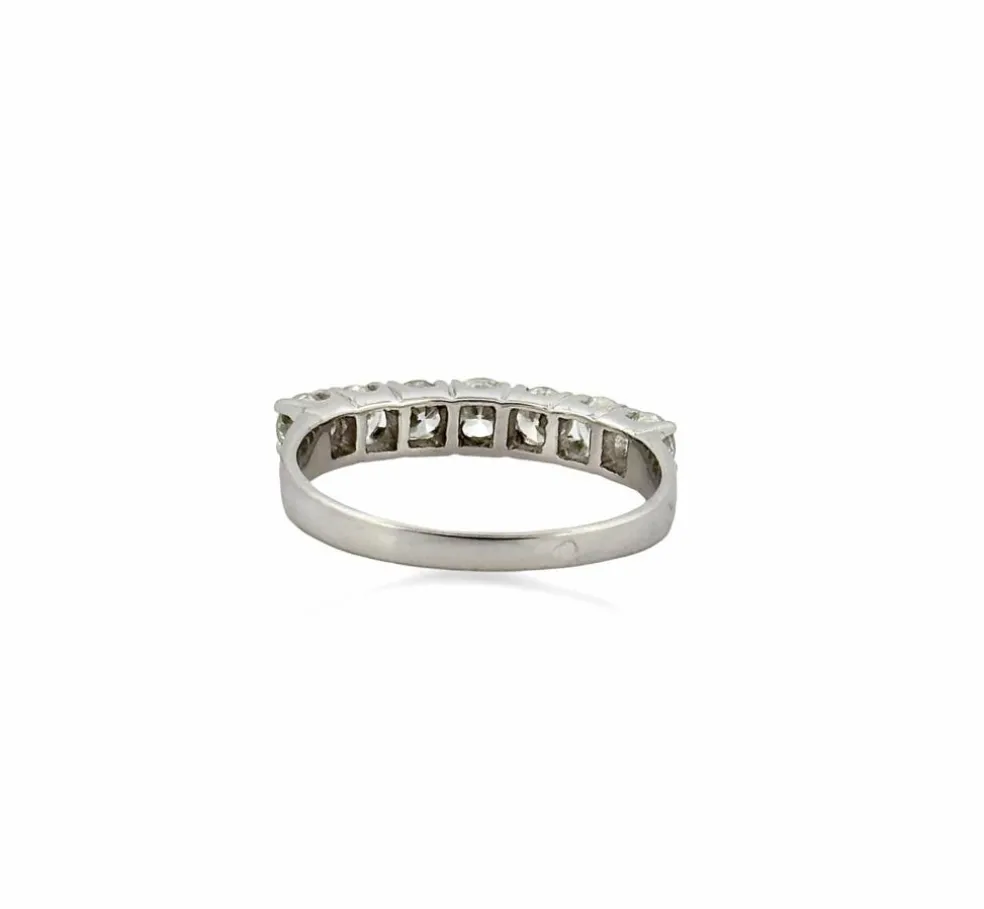 Demi-alliance en diamants or blanc