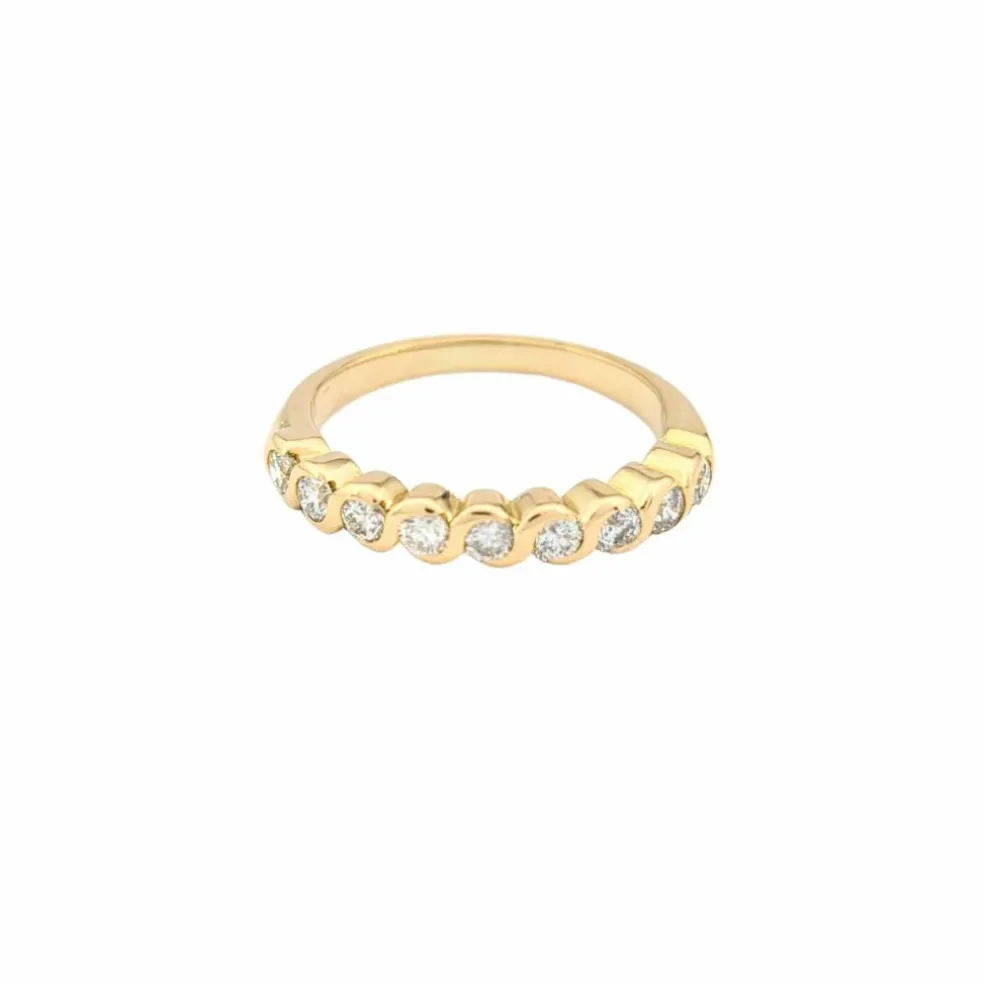 Demi-alliance en or jaune et diamants