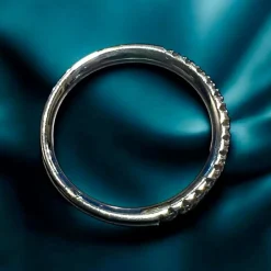 Demi-alliance or blanc diamants