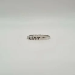 Demi-alliance or blanc diamants