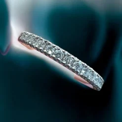 Demi-alliance or blanc diamants