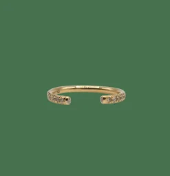 Demi-alliance or jaune sertie de diamants naturels