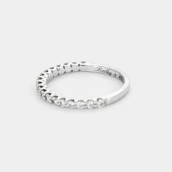Demie Alliance en or gris et diamants