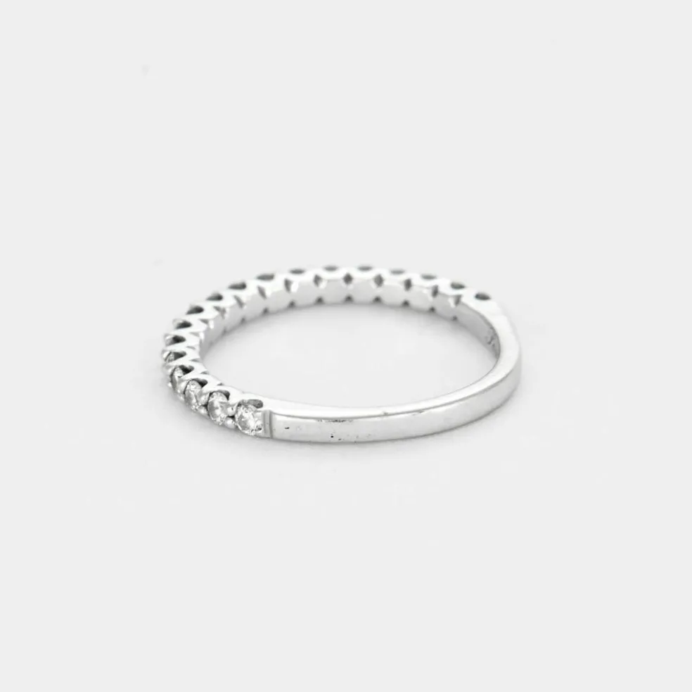 Demie Alliance en or gris et diamants