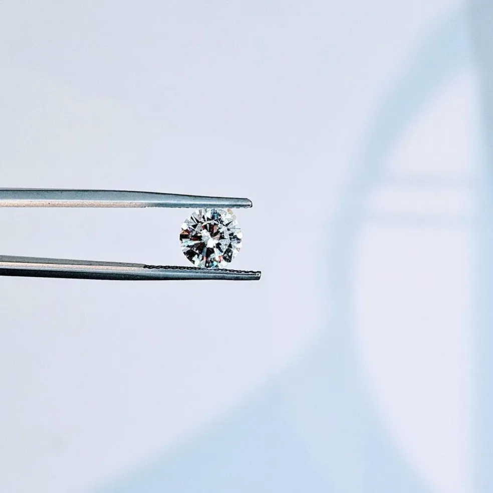 Diamant non serti 1,02 carats H VVS2