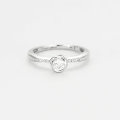 DIDIER GUERIN - Bague solitaire en or et diamant