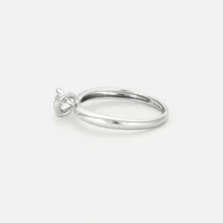 DIDIER GUERIN - Bague solitaire en or et diamant