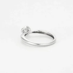 DIDIER GUERIN - Bague solitaire en or et diamant