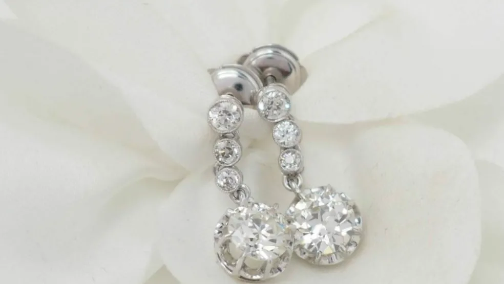 Dormeuses anciennes diamants