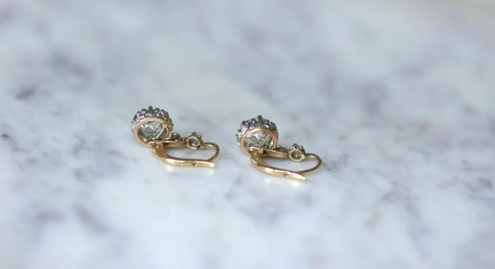Dormeuses diamants 2,45 Cts, ors et platine